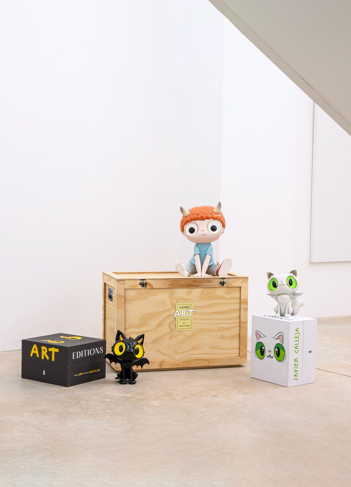 You Choose One =Limited Edition= | リヤドロ公式オンライン