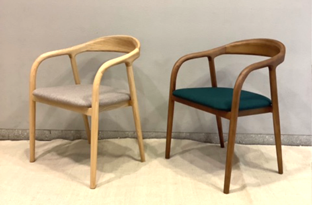 どこから見ても美しい、曲線美のチェア | NOCEノーチェ 家具