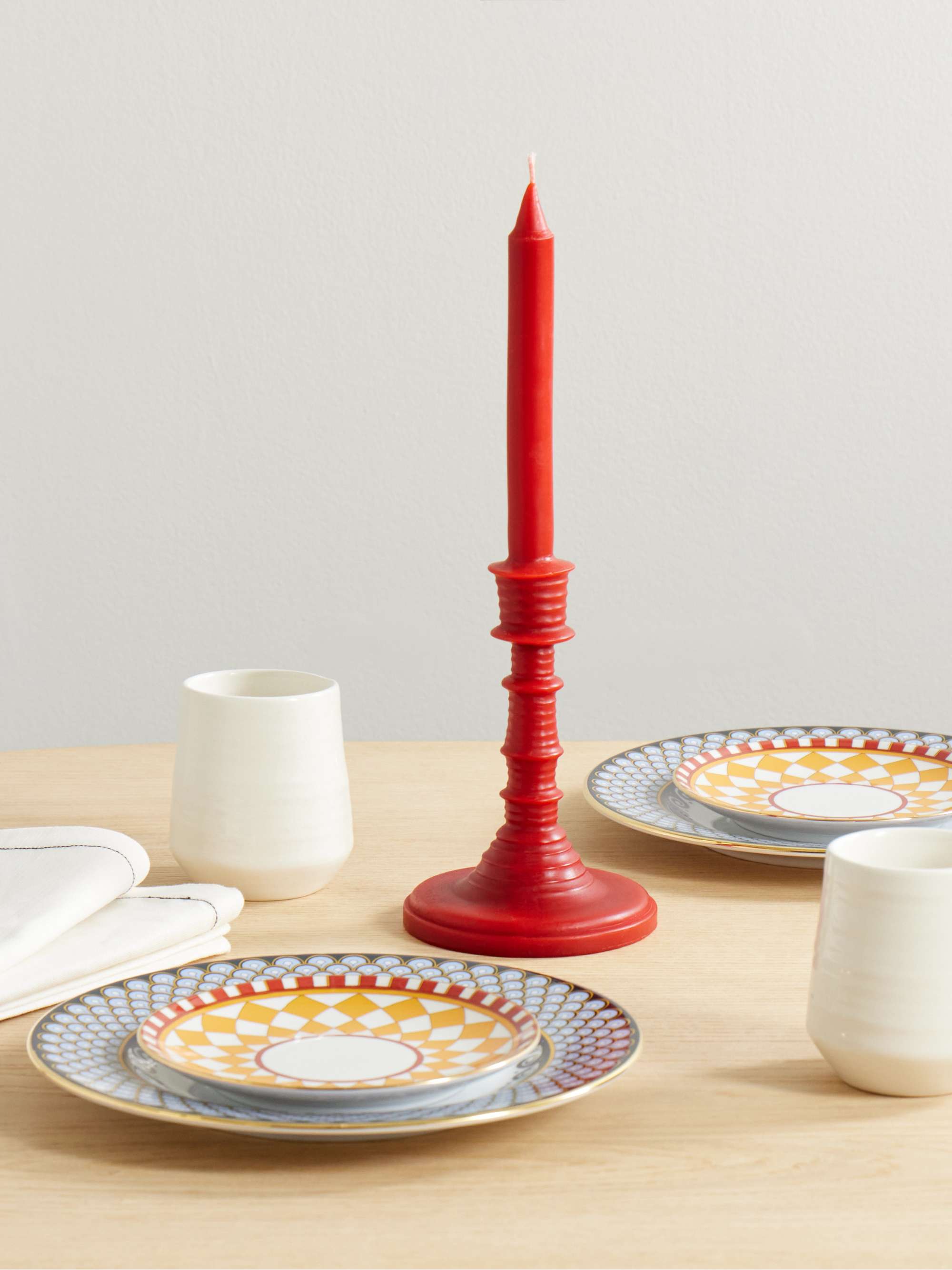 LOEWE PERFUMES Tomato Leaves scented candle, 350g | NET-A-PORTER