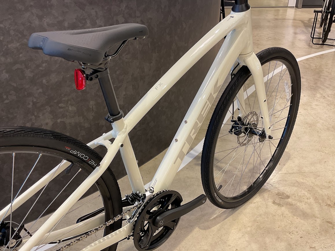 TREK FXクロスバイクNewカラーが登場！ | 楽々園 | バイシクルネコモト