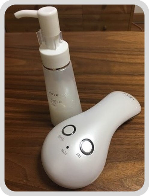 ESTENAD LIFTY 美顔器 ホワイト 開封のみ 驚きのハリ感！大人気美顔器