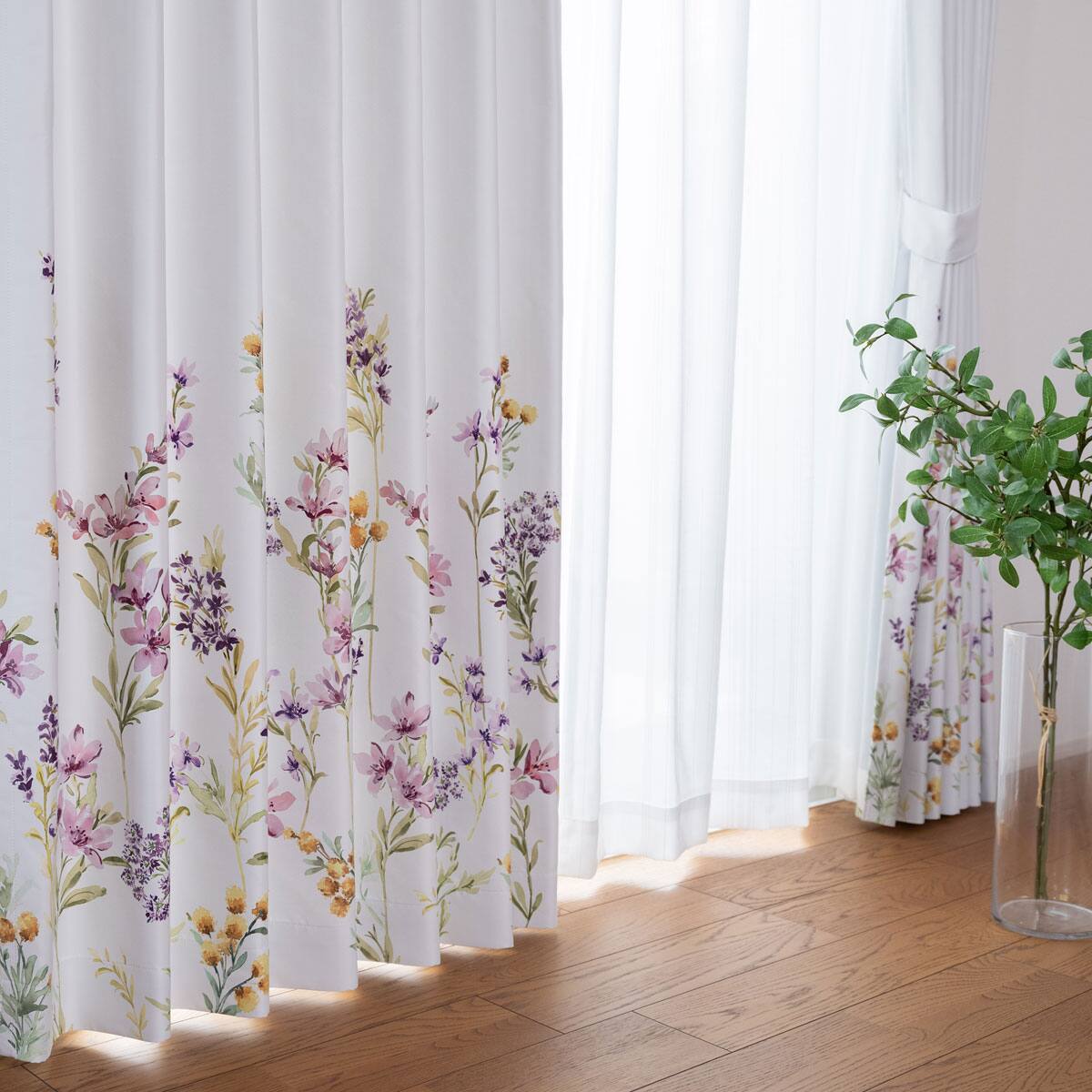 遮光2級・遮熱カーテン(下部絵羽 花柄カーテン9318 100X220X2