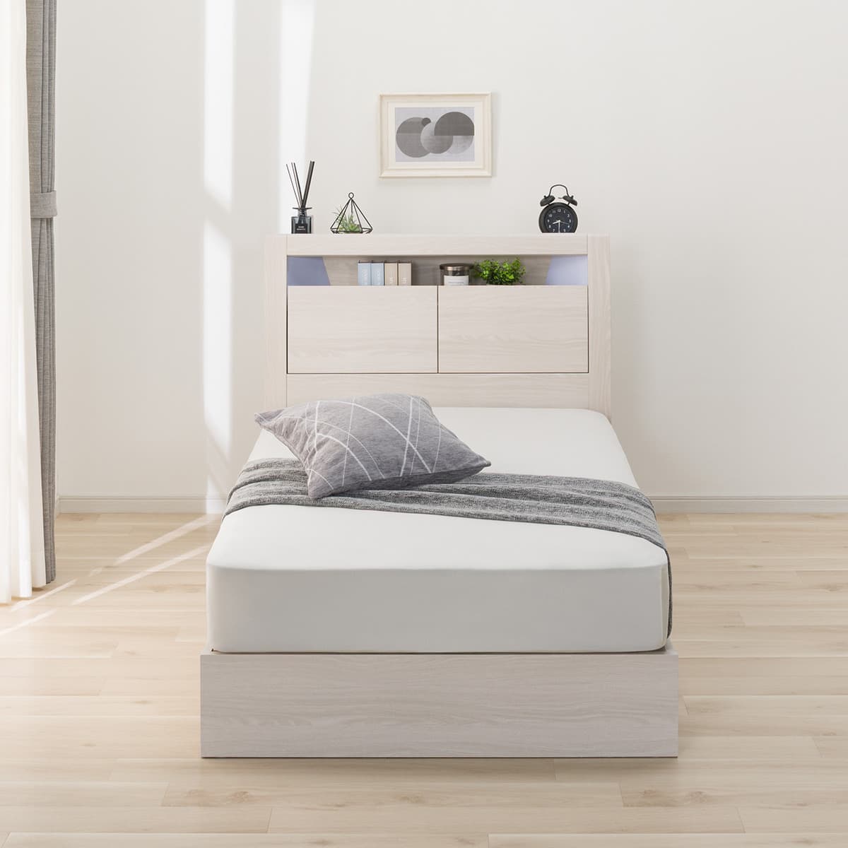 棚・コンセント・照明付きシングルベッドフレーム(KB WW 引出付き