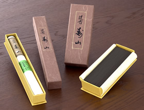 伽羅・沈香の香り | 日本香堂公式オンラインショップ