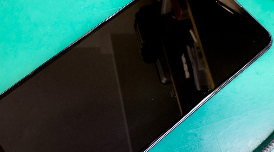 Google Pixel 5aが突然ブラックアウト【基板復旧修理】 - 東京・大阪