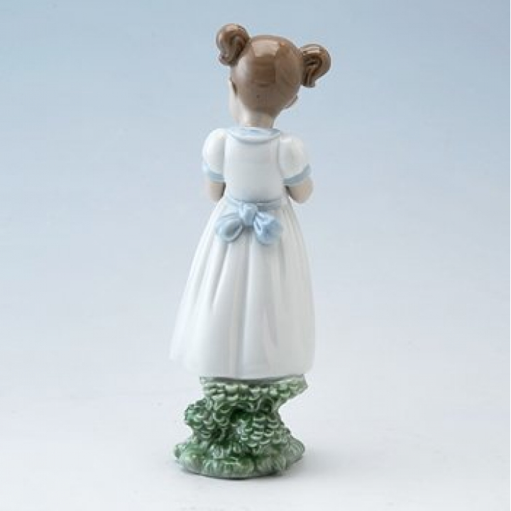 リヤドロ 08021 素敵なお花 | 洋食器のSohbiネットショップ【公式】