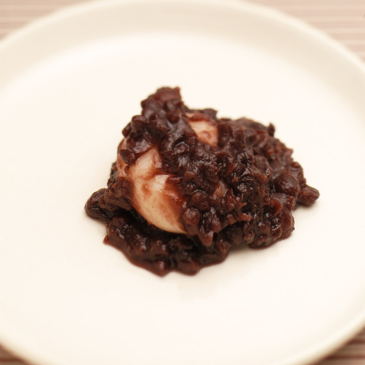 北海道産大納言小豆をふんだんに使用したあんこ餅