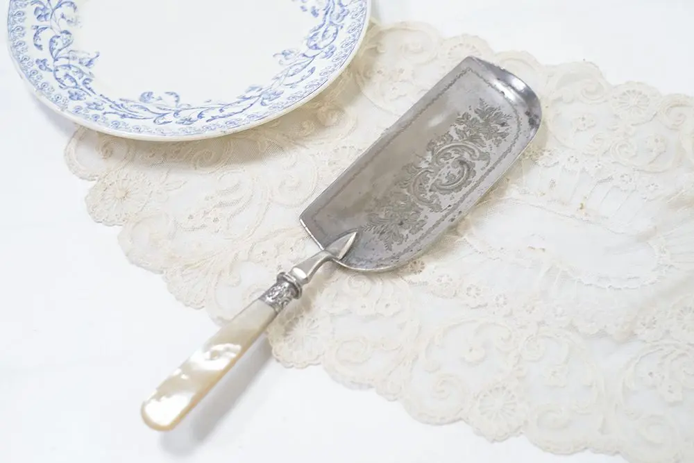 アンティーク クラムスクープ マザーオブパール(白蝶貝)ハンドルの