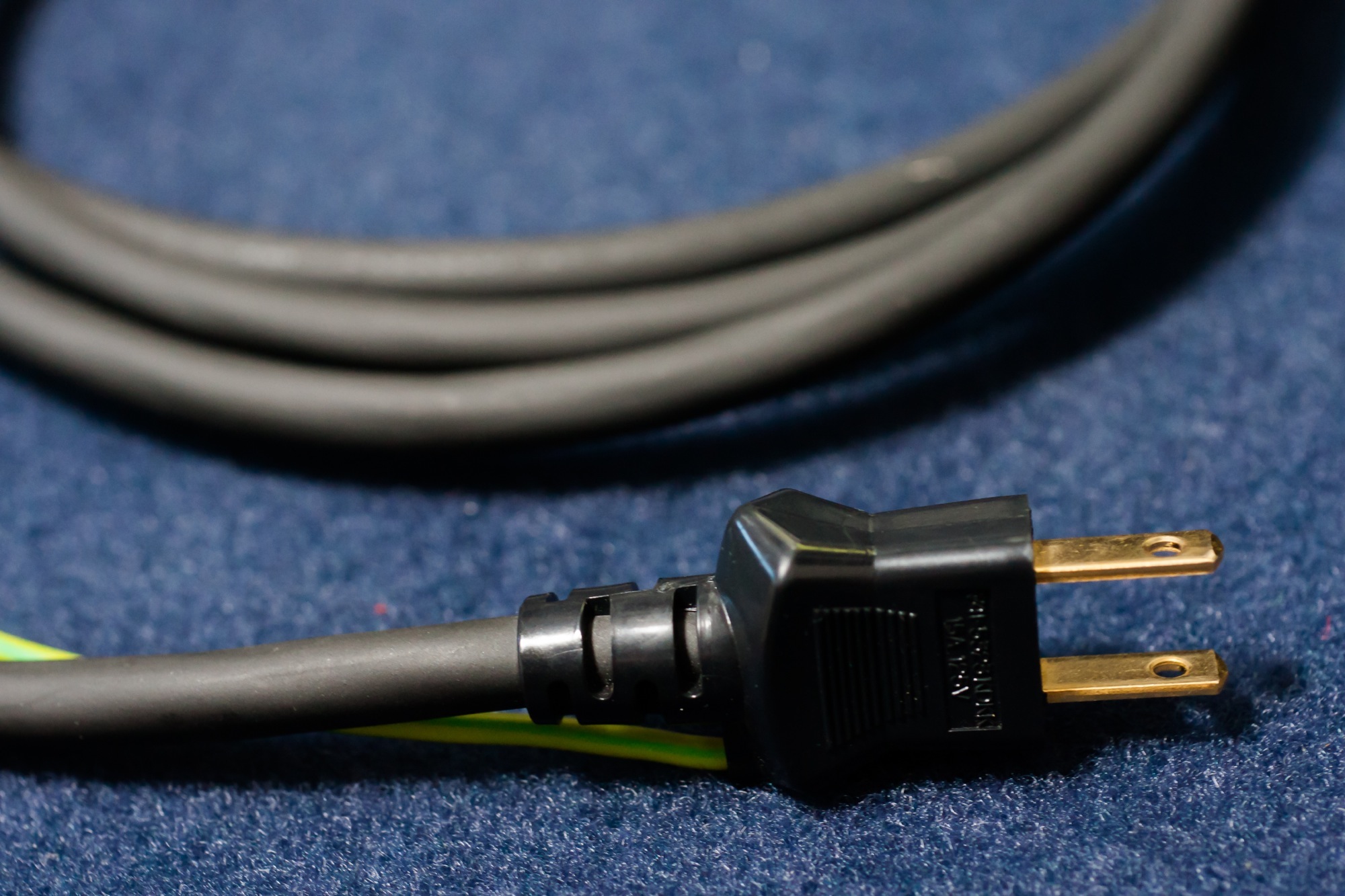 Accuphaseの電源コード | MacBSの日常生活的日記