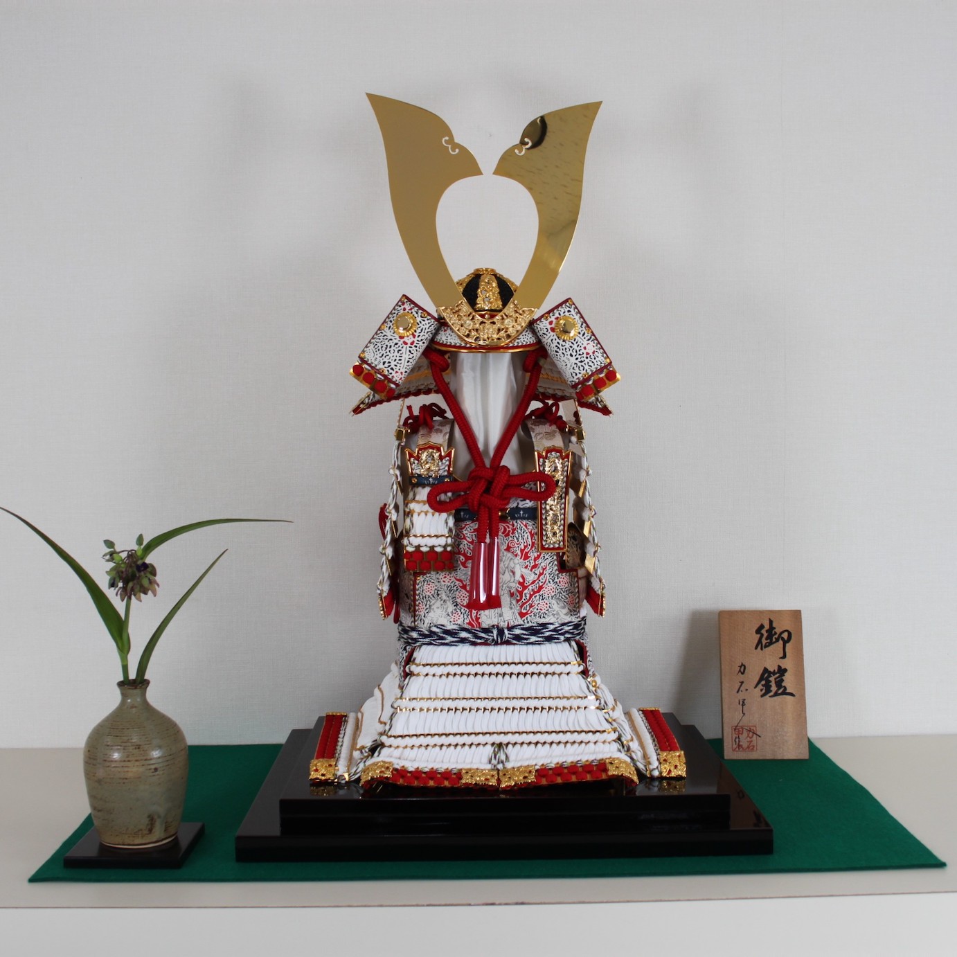 13号 奉納鎧 大鍬形 鏡面 極上 白 | 人形の島田