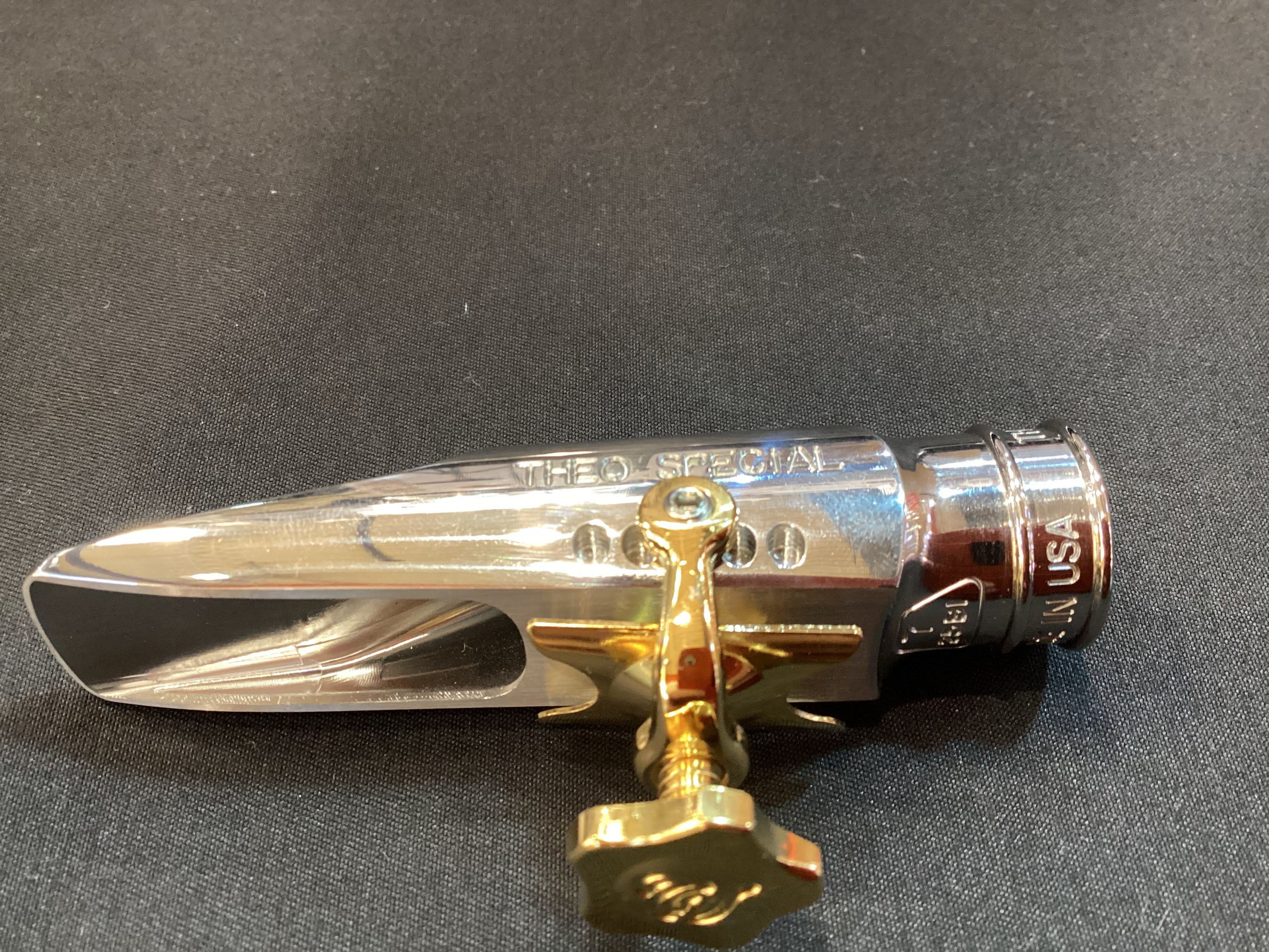 Theo Wanne Pro Shop情報】セオ渾身の力作！全世界30本限定モデル