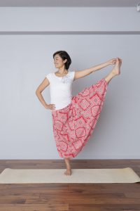 あの幻のモデルが復刻！？ ジニーパンツ人気投票がはじまります