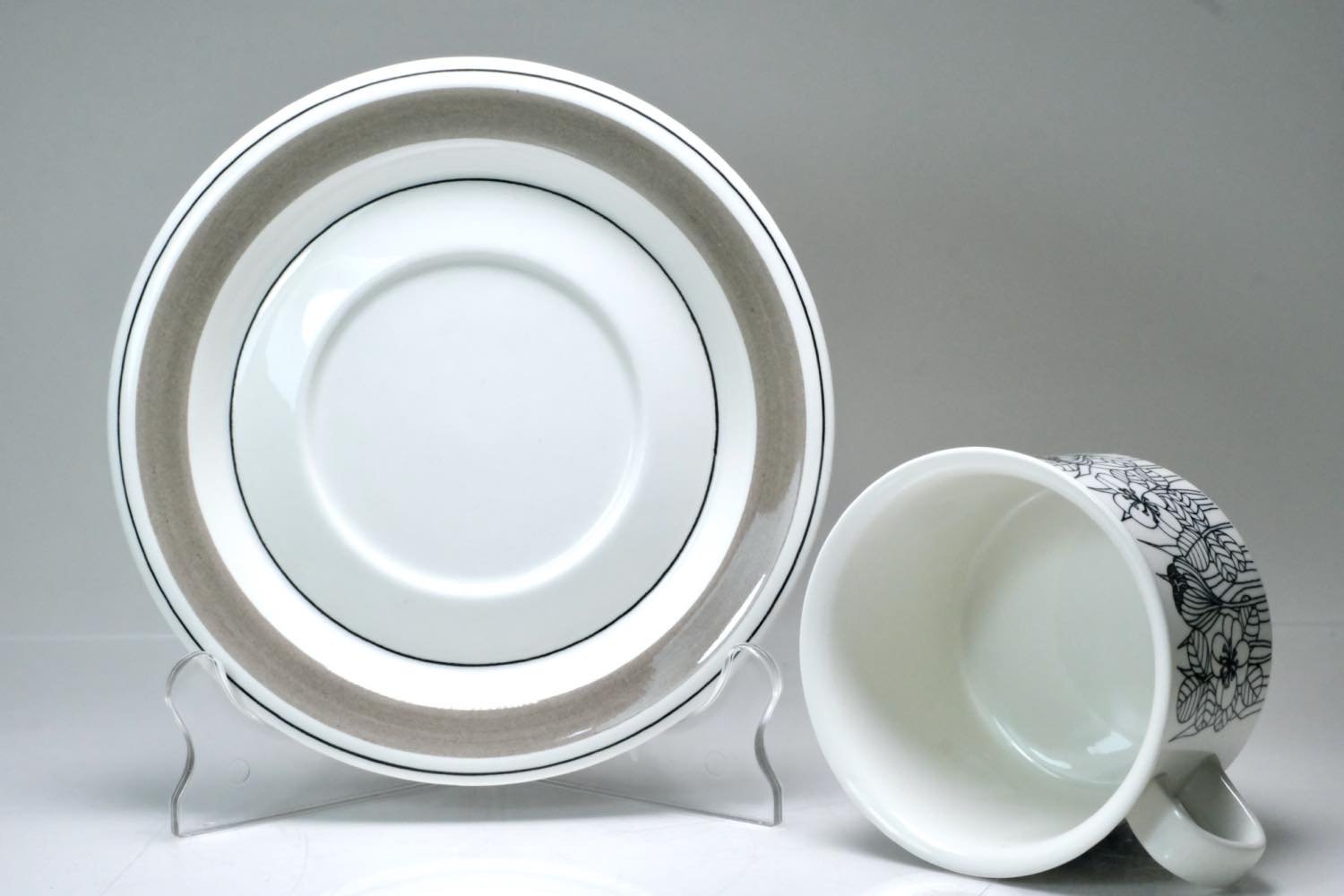 ARABIA/アラビア/Krokus/クロッカス/グレーリム/ティーカップ&ソーサー