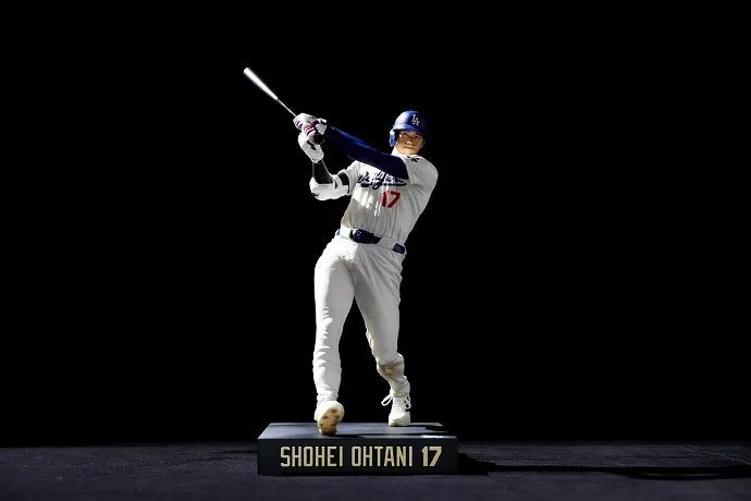 PR】大谷翔平の1/6スケールフィギュア登場！ 移籍後の第1号を再現した