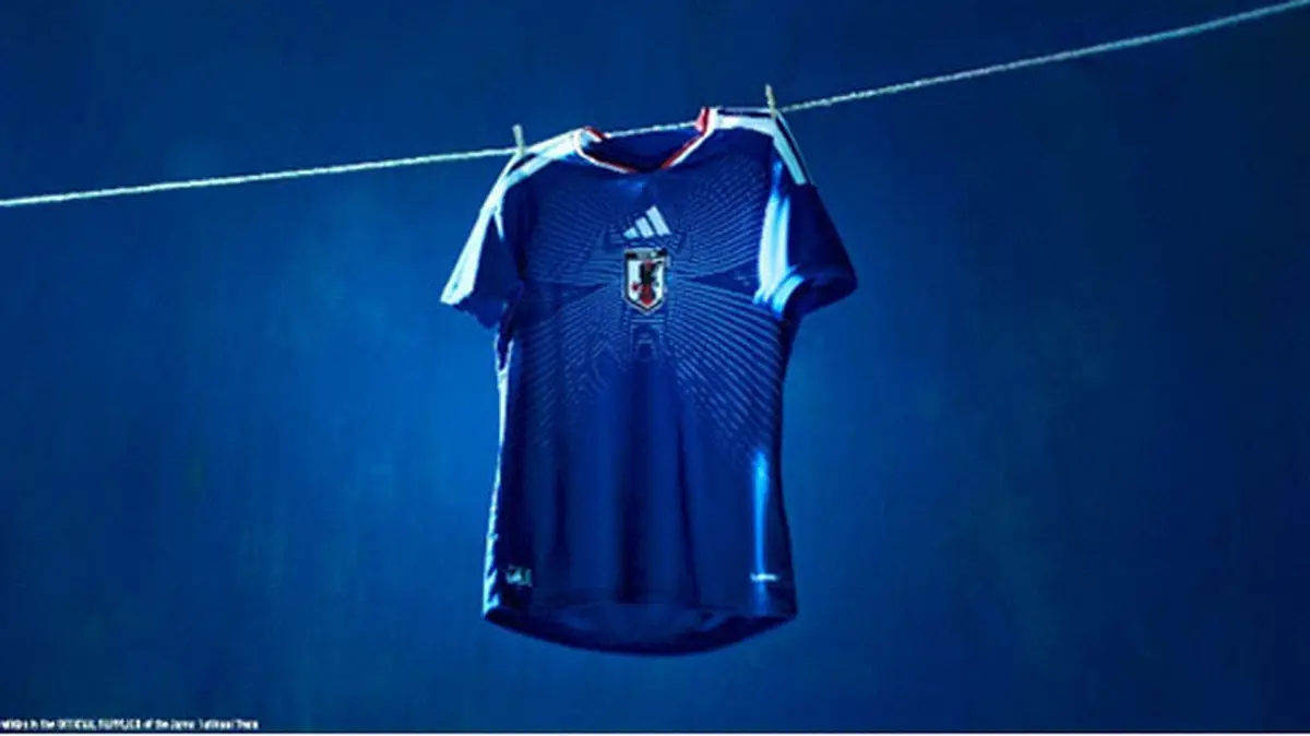 サッカー日本代表 26年新ユニ発表！「水平線」コンセプト GKは「阿修羅