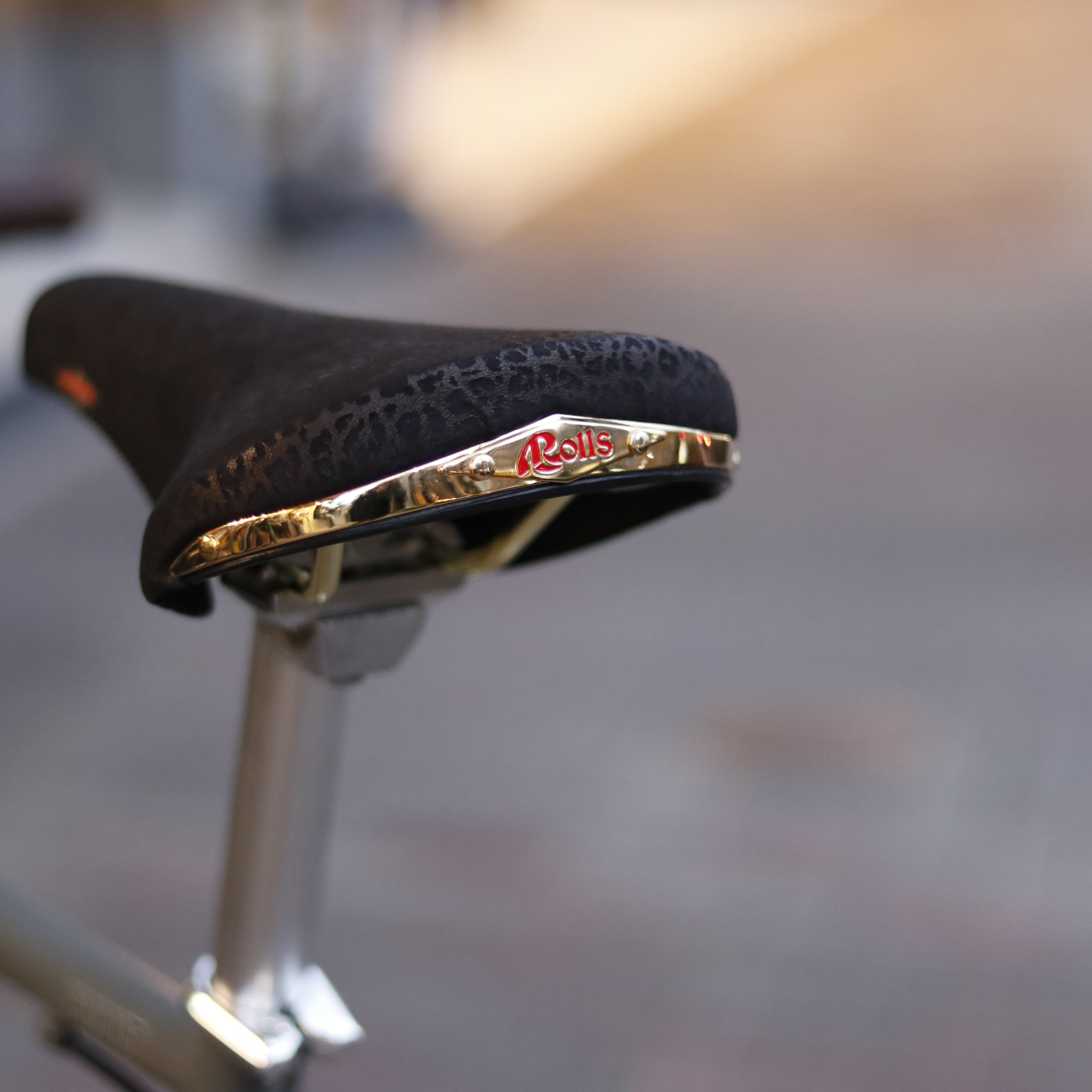 BLOG 変わる事無く数十年 永遠のベーシックサドル【selle sanmarco