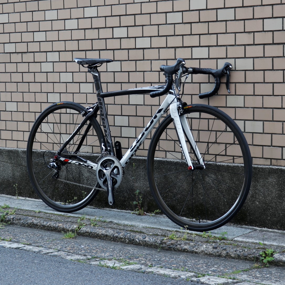 BLOG 【中古ロードバイク情報】脅威の完成車重量5.92kg、LOOK(ルック