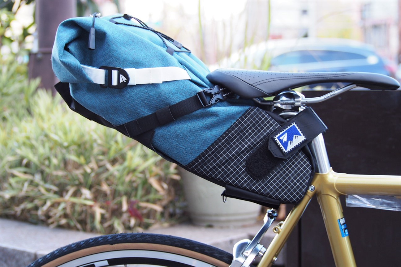 BLOG バックパック+サドルバッグの2WAY機構 【RawLow Mountain Works