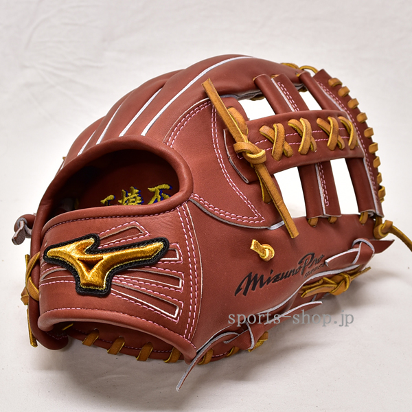 西湘フューチャー 元木遥香選手 ミズノプロ オーダー 坂本型 クロス8