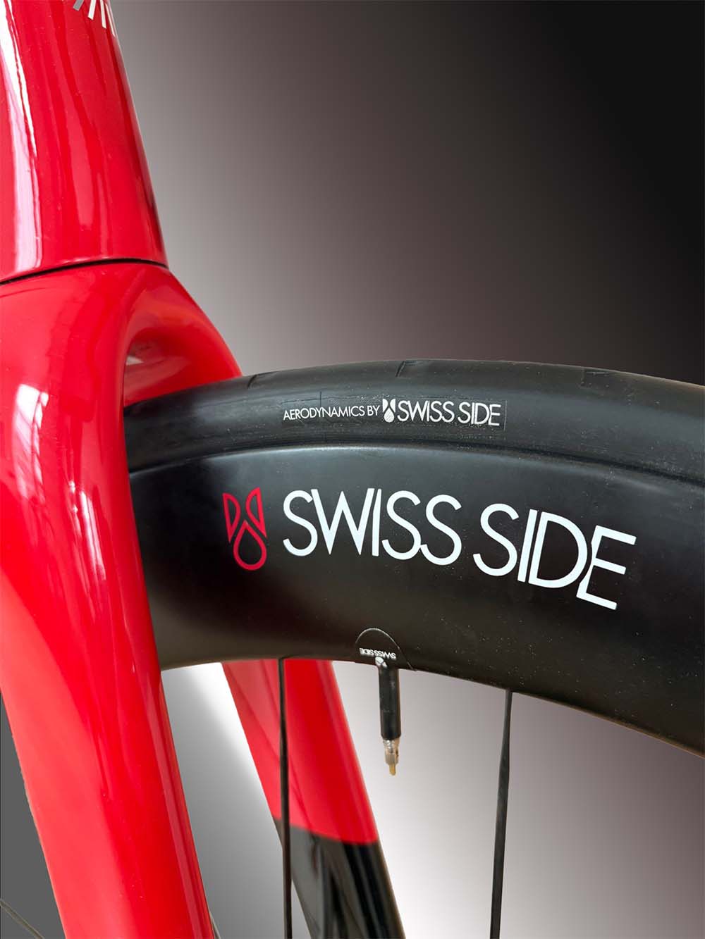 Continental AERO 111 Tire – Swiss Side