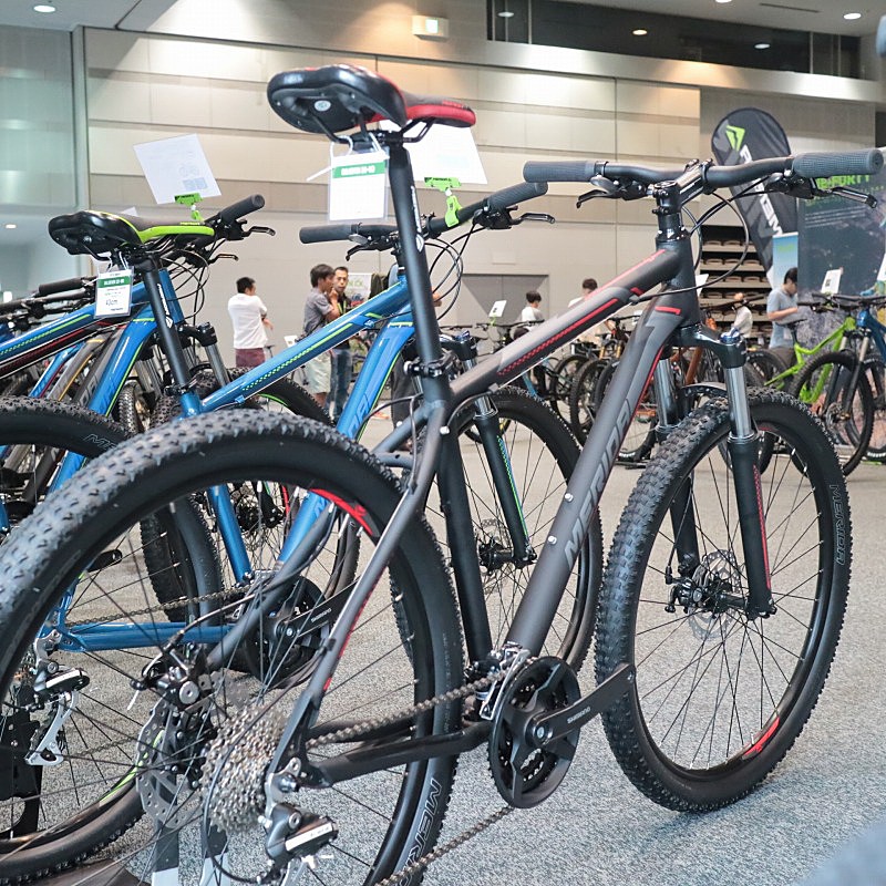 車庫ざらえ】【サイクリングにおすすめ！】MERIDA（メリダ） 2019年