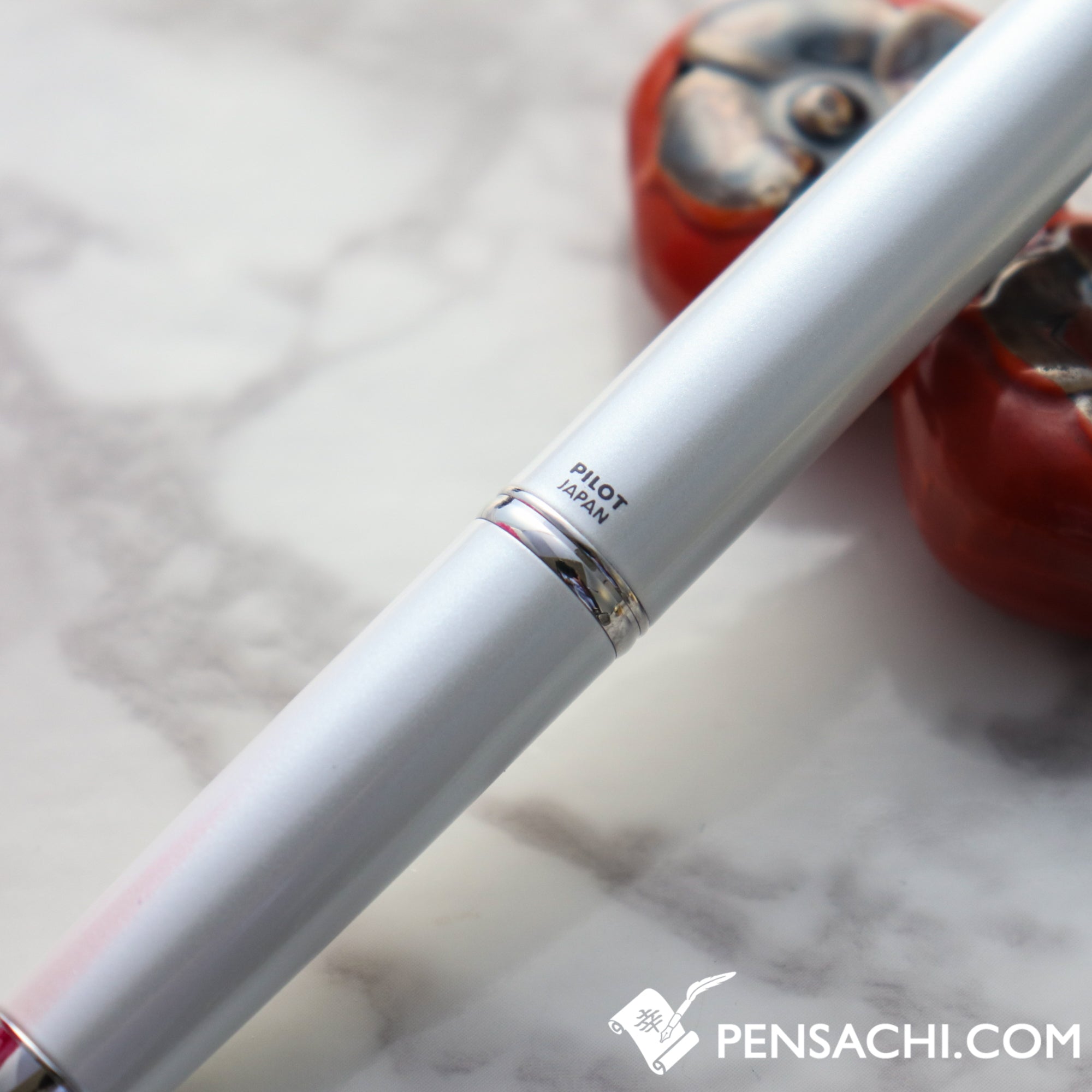 PILOT Vanishing Point Capless Decimo Fountain Pen - Pearl White