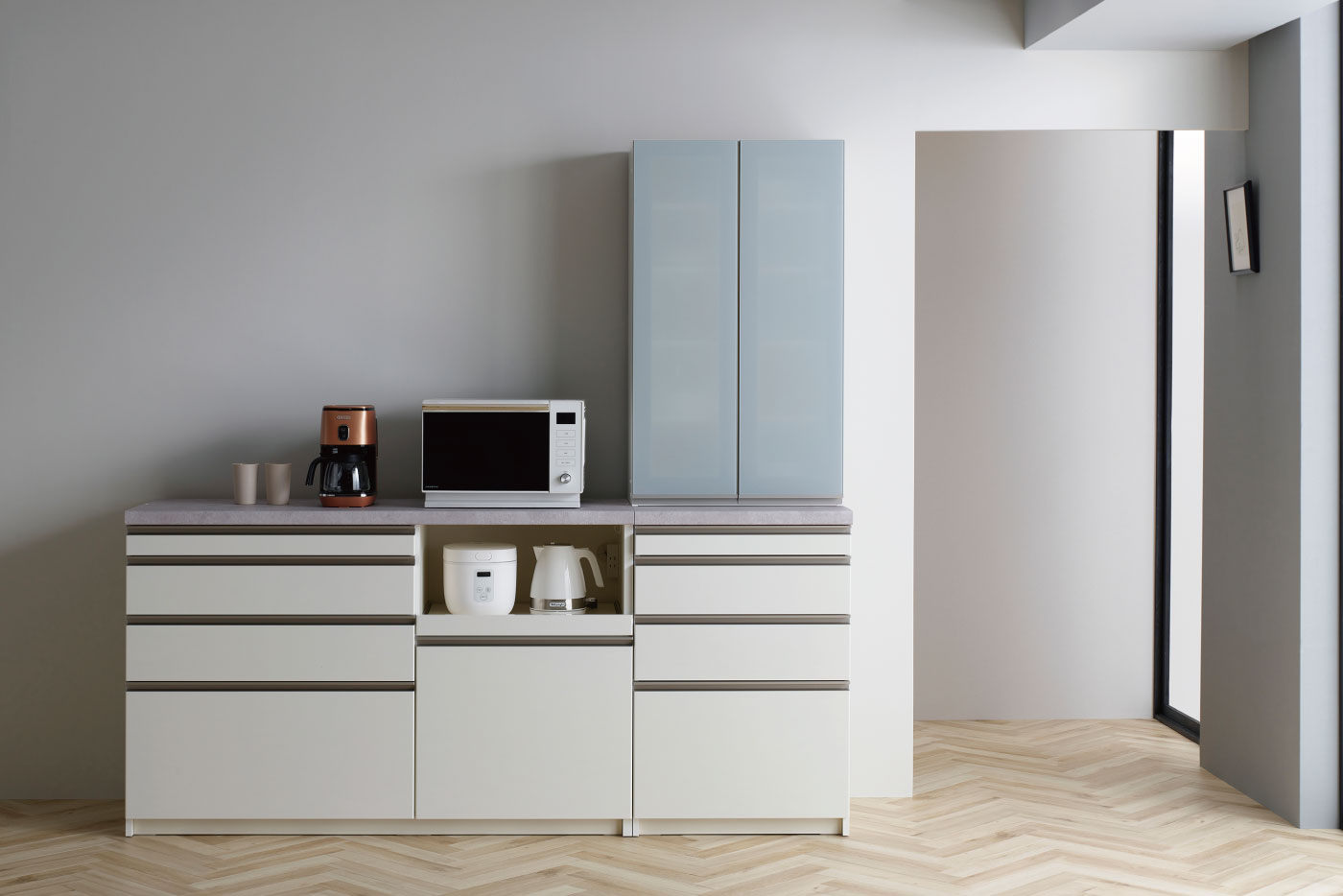 食器棚 HM シリーズ | 家具・インテリアの【パモウナ】 | カタログ無料請求