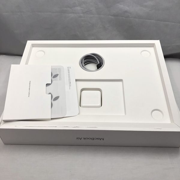 APPLE 〔中古〕MacBook Air (15-inch・M3・2024) MRYM3J/A スペース