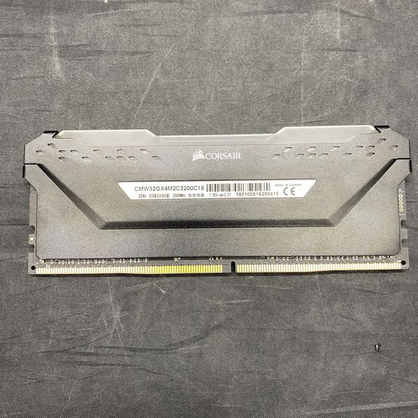 ノーブランド 〔中古〕288Pin DDR4 3200 PC4-25600 16GB for Desktop