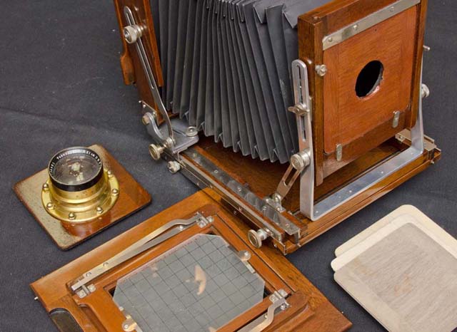 For Sale - Deardorff 5x7 / 4x5 View Camera - NEAR PERFECT