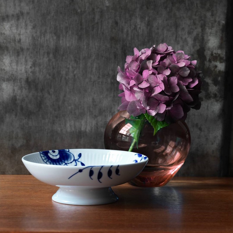 ブルーフルーテッド メガ ケーキディッシュ 足つき|ロイヤル