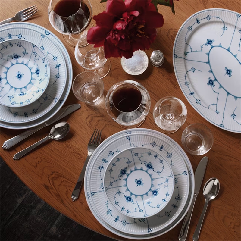 ブルーフルーテッド プレイン プレート 25cm|ロイヤル コペンハーゲン