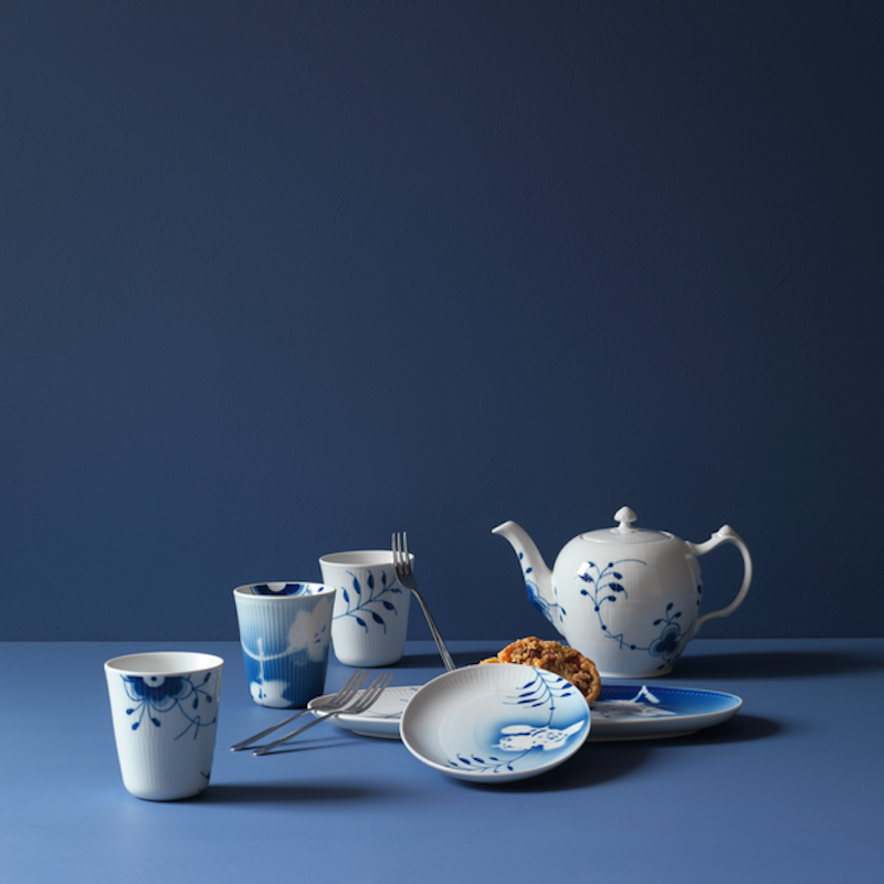 ブルーフルーテッド メガ スタイルカップ 300ml|ロイヤル