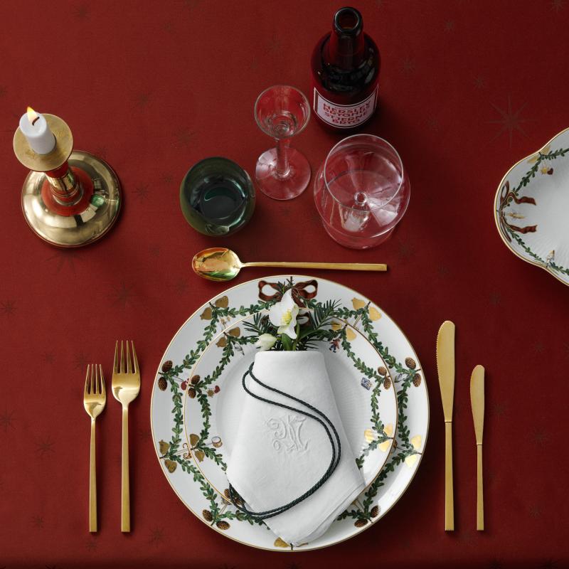 スターフルーテッド クリスマス プレート 19cm|ロイヤル