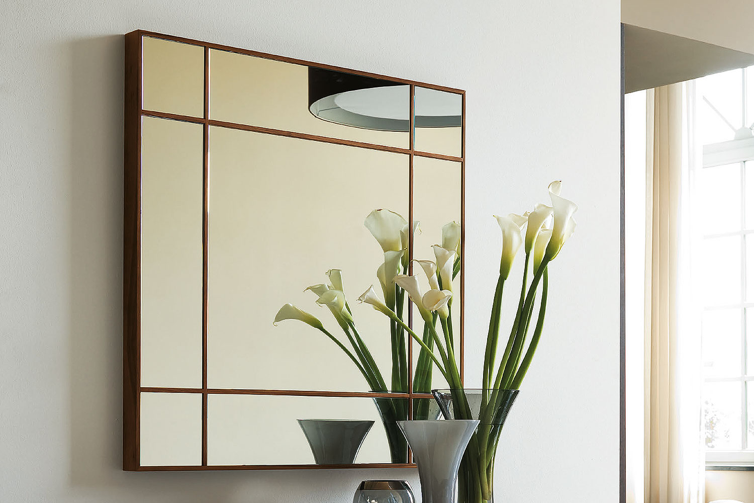 Four Seasons Square Mirror by Porada • room service 360°