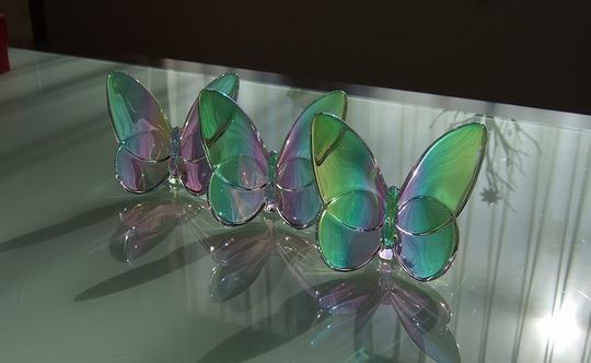 バカラのラッキーバタフライへ名入れ【蝶のクリスタル】｜高級記念品