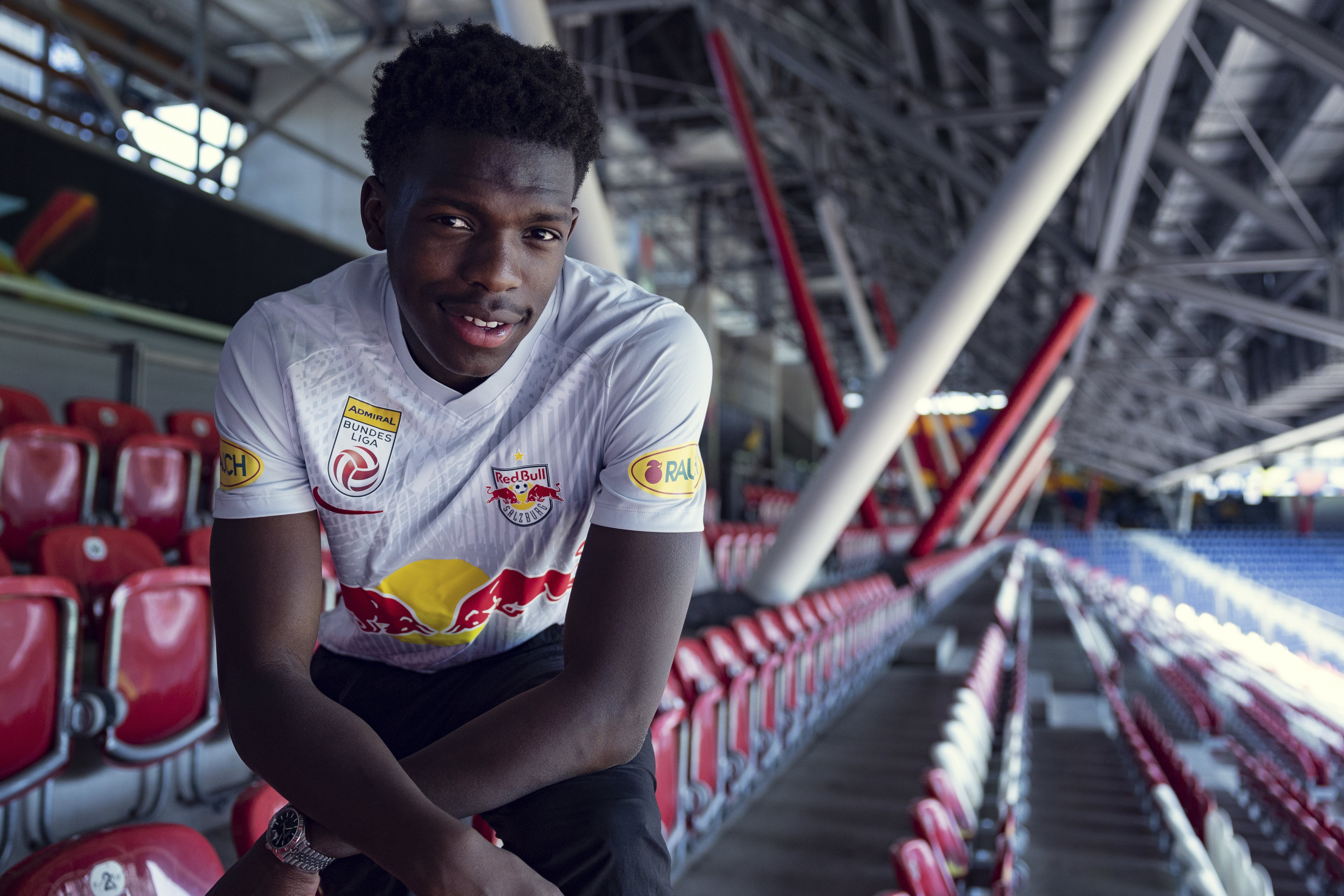 Every home shirt a unique item - FC Red Bull Salzburg