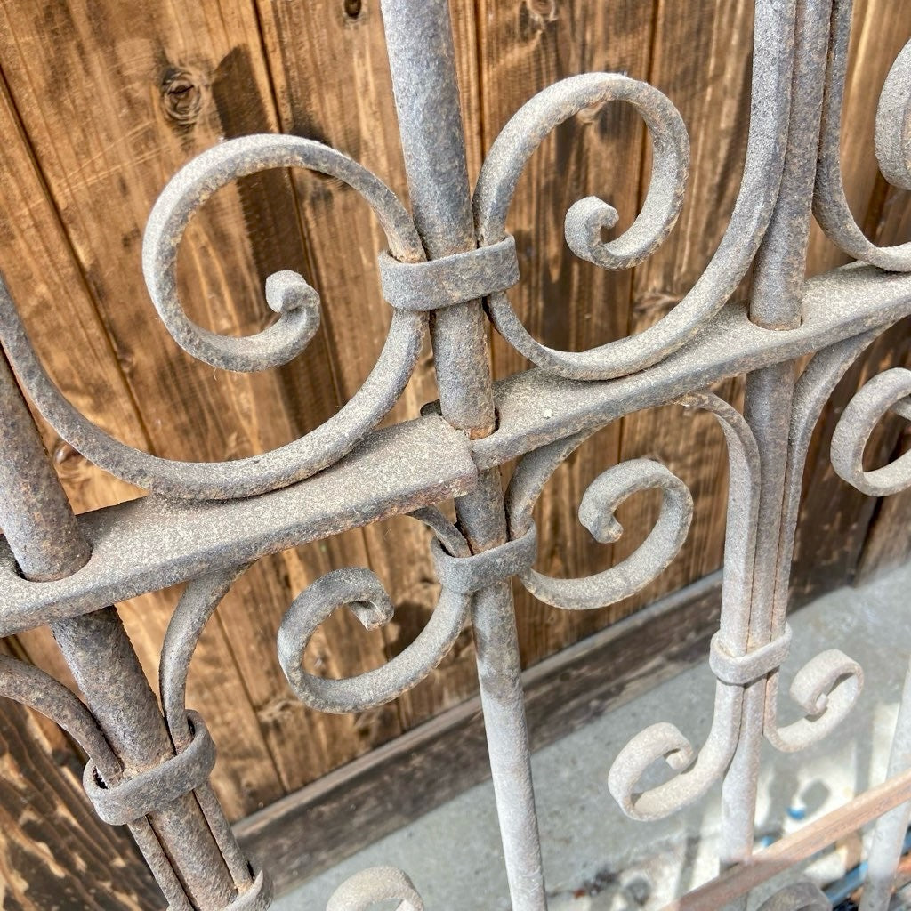 アイアンフェンス アンティーク アイアンゲート 装飾 庭 ガーデニング