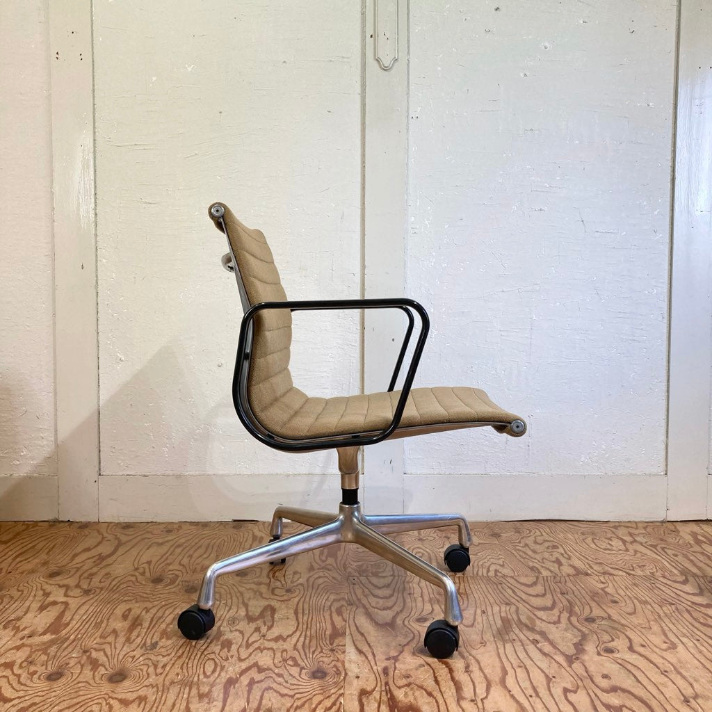 ハーマンミラー / Herman Miller イームズ アルミナムグループ