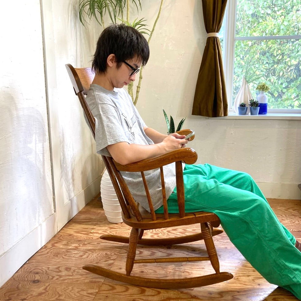 飛騨産業 / HIDA 穂高 ロッキングチェア キツツキマーク 中古 揺れ椅子