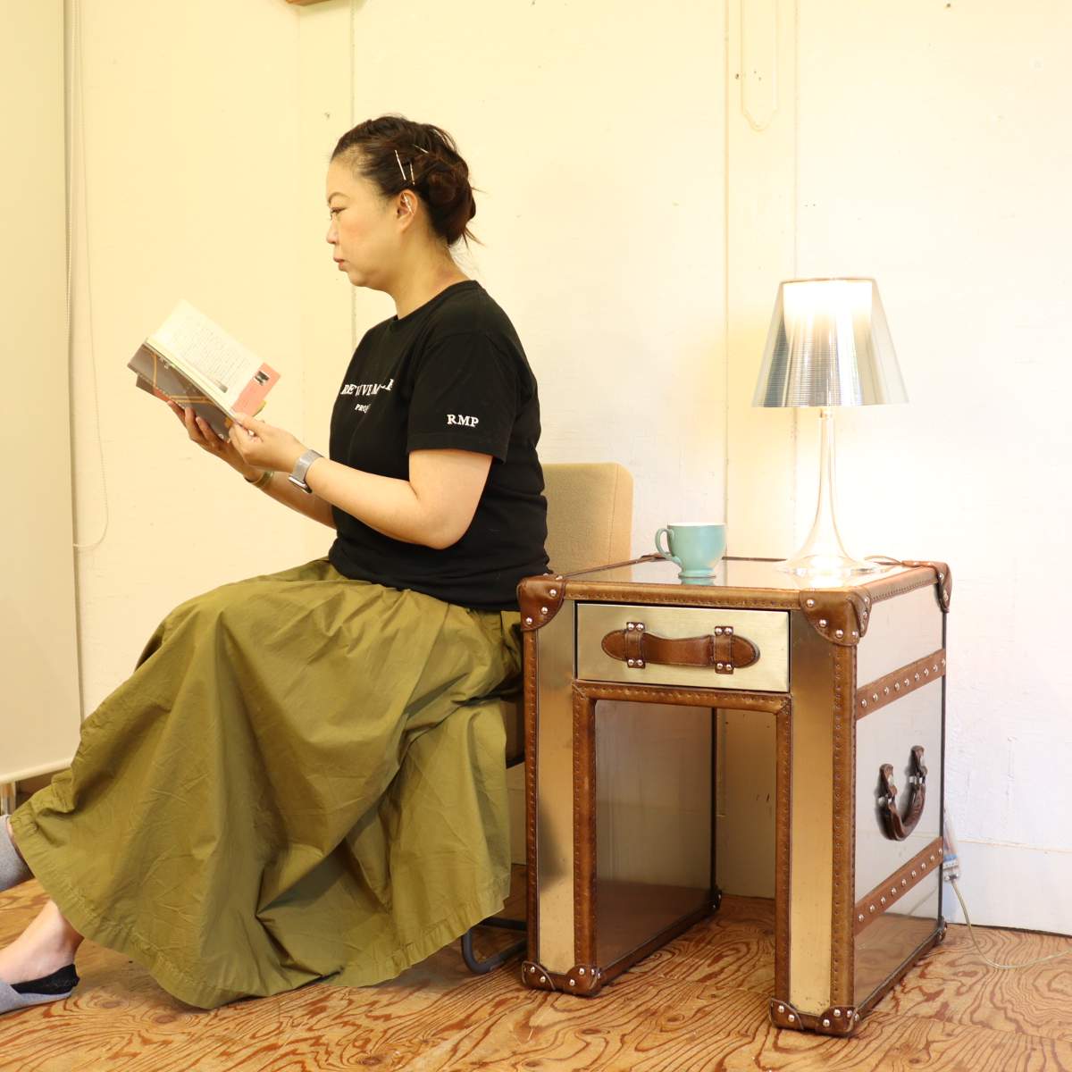 ハロ / HALO スラブ ランプテーブル ブラッシュドスチール