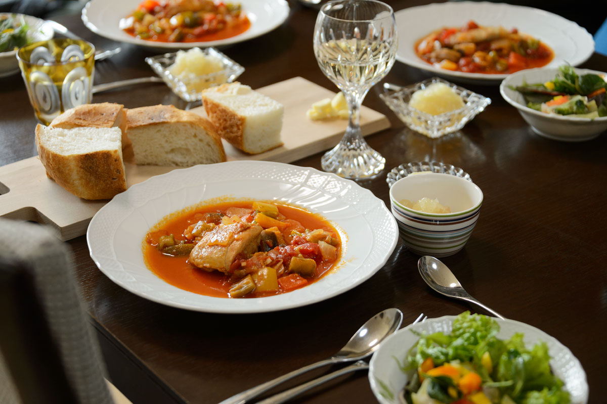 ブランド洋食器専門店 2本の剣