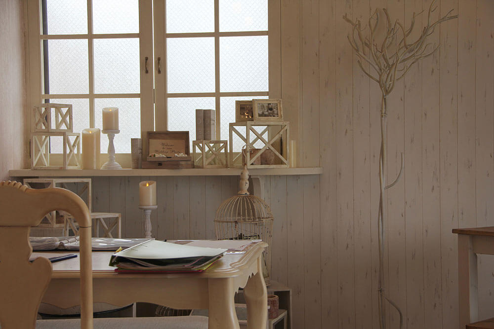 クラシック調 猫脚 ダイニングセット クイーンアン様式 の ダイニング