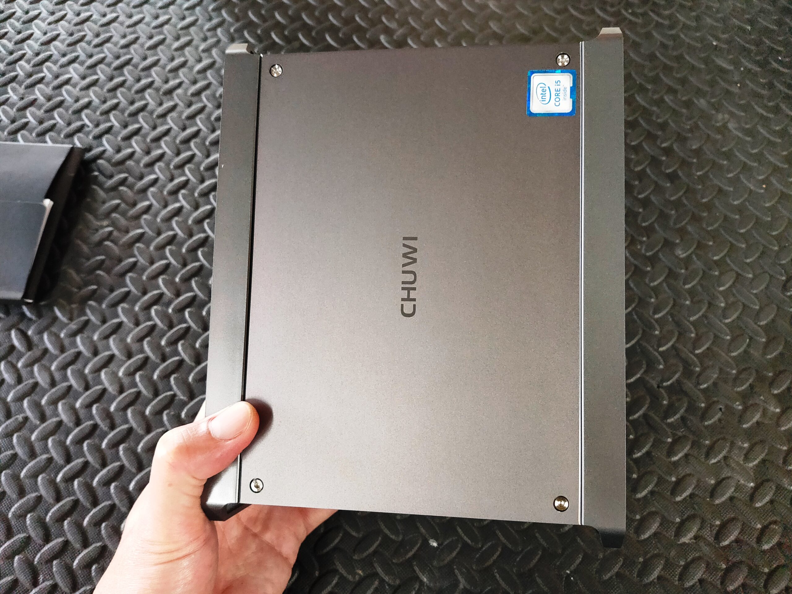 ミニPCレビュー】CHUWI CoreBox X Core i5搭載 極小の格安PCを開封