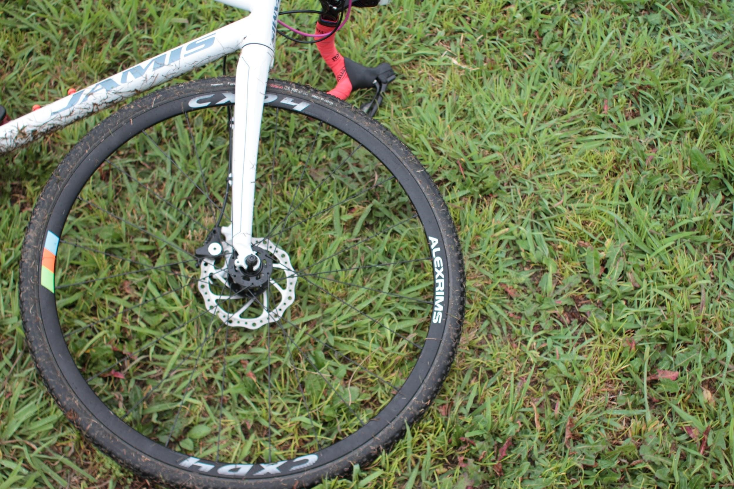 ALEXRIMS「CXD4」 完成車付属ホイールとの違いをインプレ