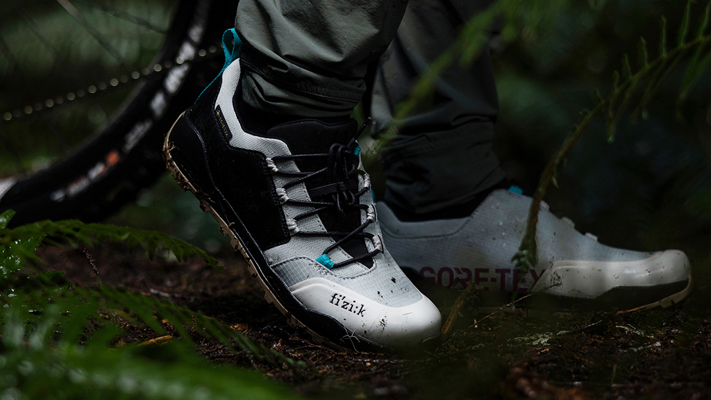 フィジーク：新製品】GORE-TEXによる防水プロテクションを備えたTERRA