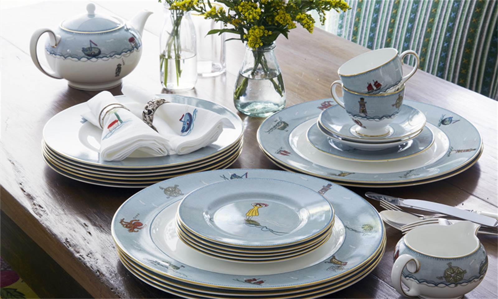 セイラーズ フェアウェル by Kit Kemp|WEDGWOOD公式オンラインストア