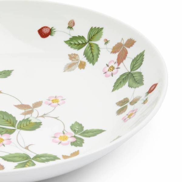 ワイルド ストロベリー カジュアル ボウル24cm|WEDGWOOD公式オンライン