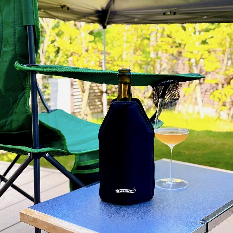 ボトルに被せる氷不要のワインクーラー ル・クルーゼ ブラック