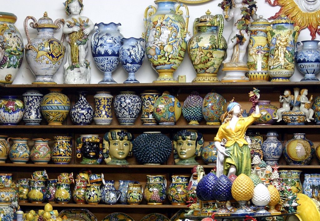 イタリア南部でおすすめのお土産！ナポリやアマルフィ海岸、シチリア島